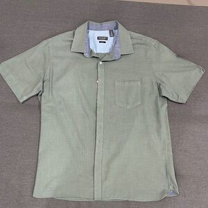 Van Heusen Light Green Casual Button Down Shirt